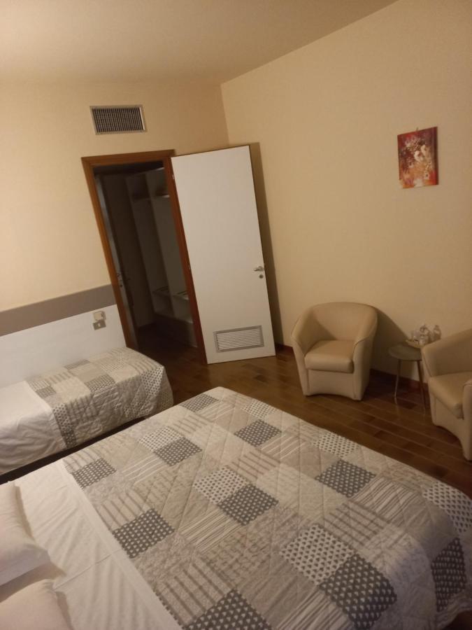 Park Hotel Castel San Pietro Terme Dış mekan fotoğraf