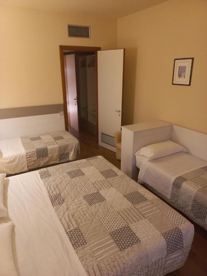 Park Hotel Castel San Pietro Terme Dış mekan fotoğraf