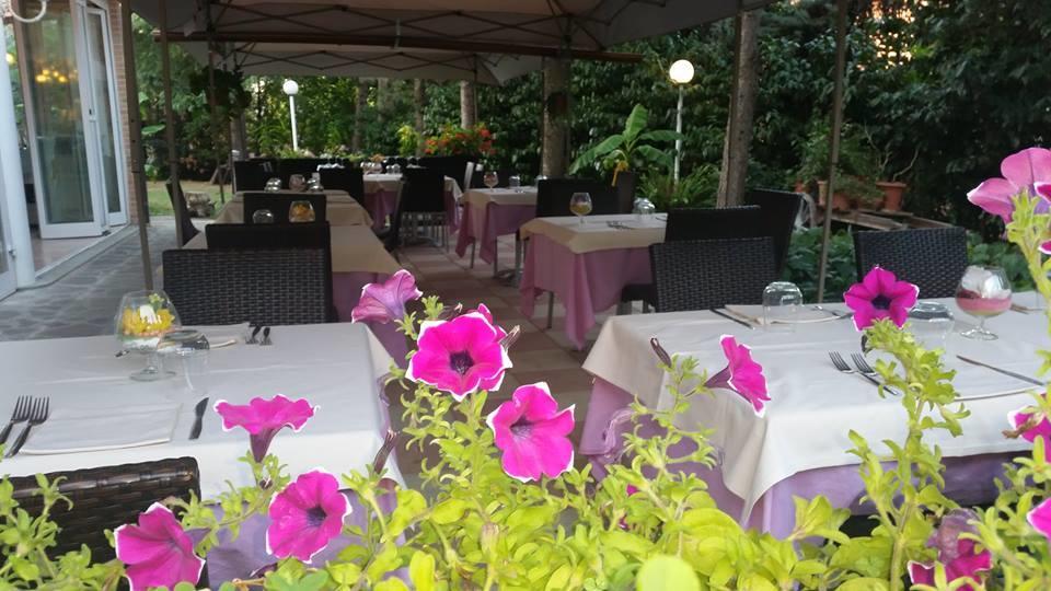 Park Hotel Castel San Pietro Terme Dış mekan fotoğraf
